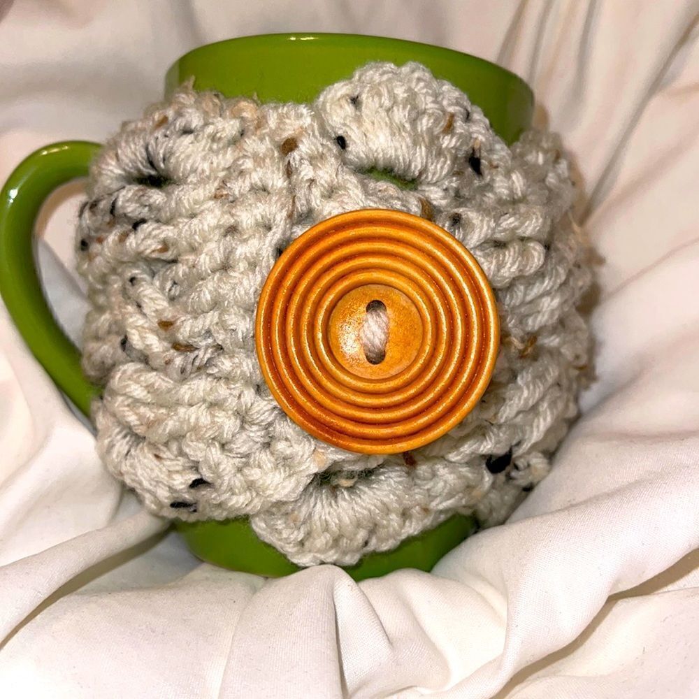 Handmade coffee tea mug hug hugger cozy NEW gift cream oatmeal tweed green